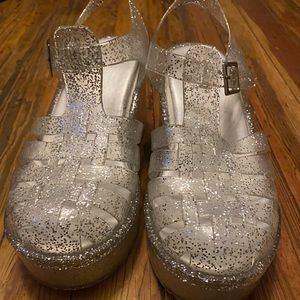 Clear Jelly Platforms